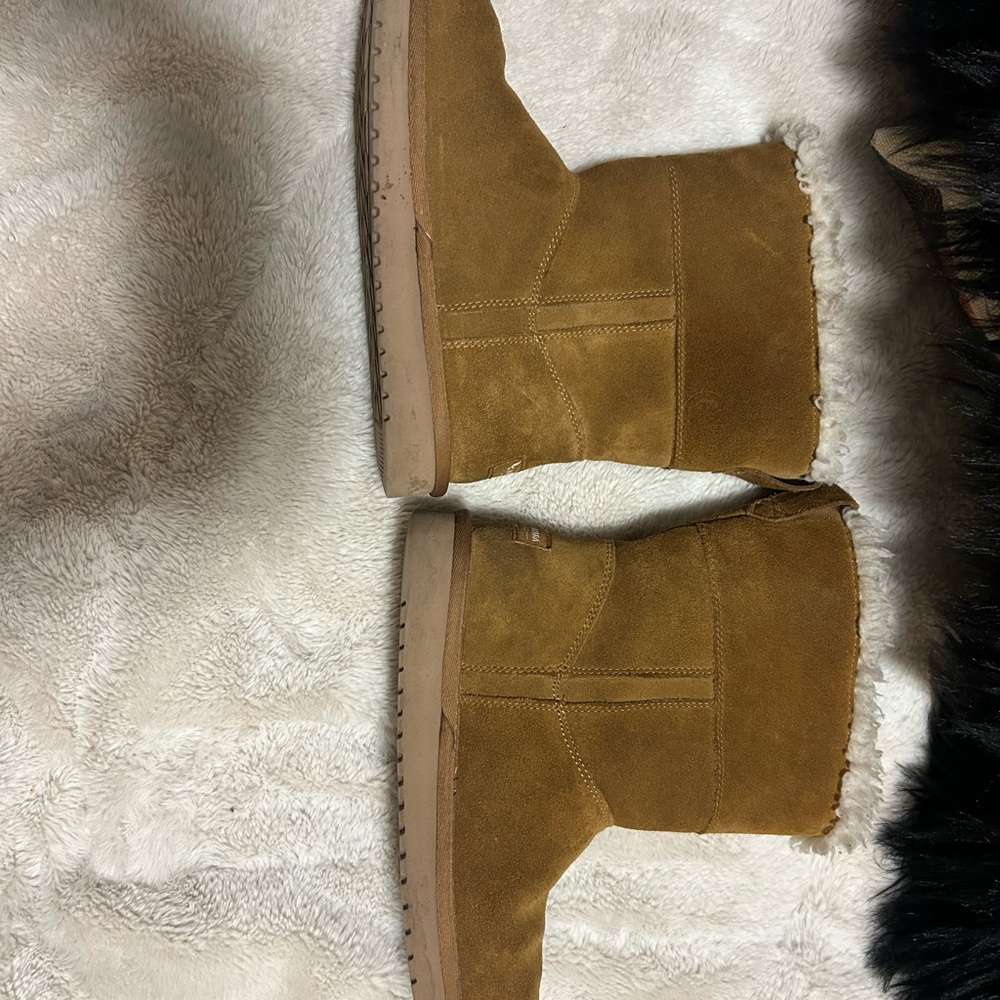 Koolaburra by UGG Tan Suede Boots - Picture 3 of 7